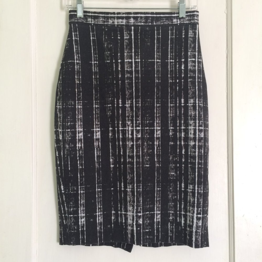 Banana Republic graphic print stretch pencil skirt